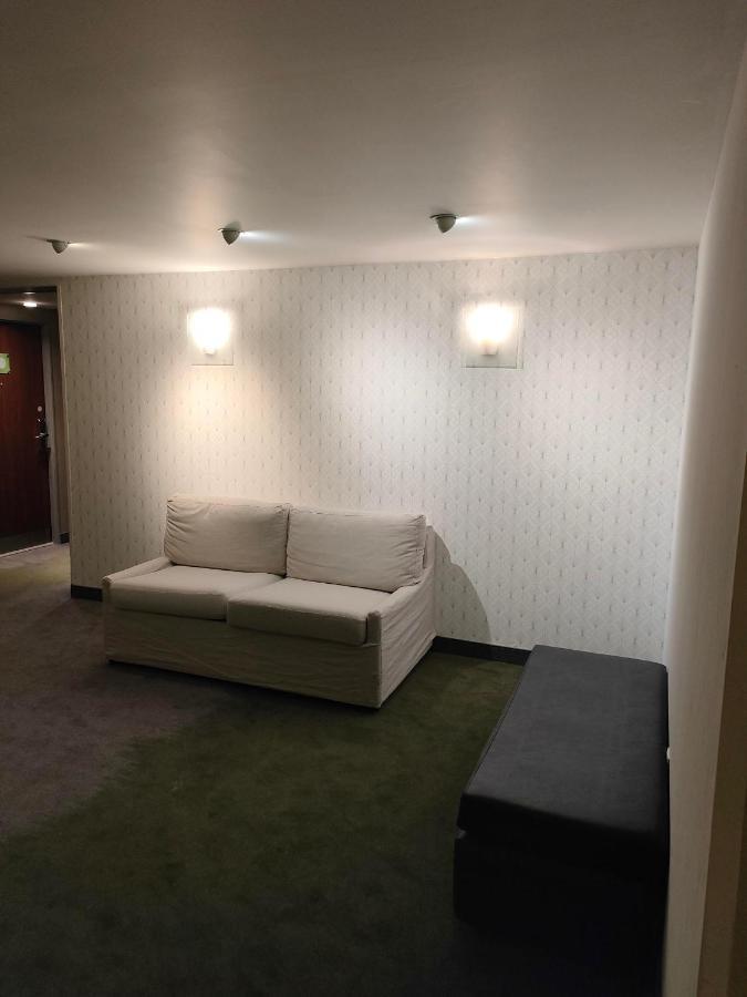 Ibis Styles Bethune Bruay La Buissiere Exteriör bild