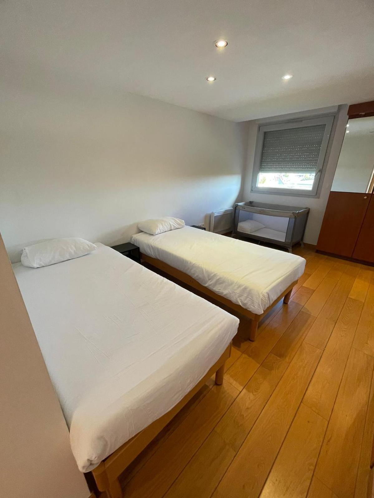 Ibis Styles Bethune Bruay La Buissiere Exteriör bild